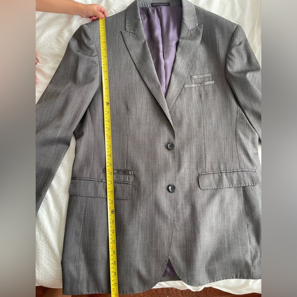 NWT mens grey suit 58/42 Euro.  Husband tried it on more like a big 44/small 46 - Picture 13 of 16
